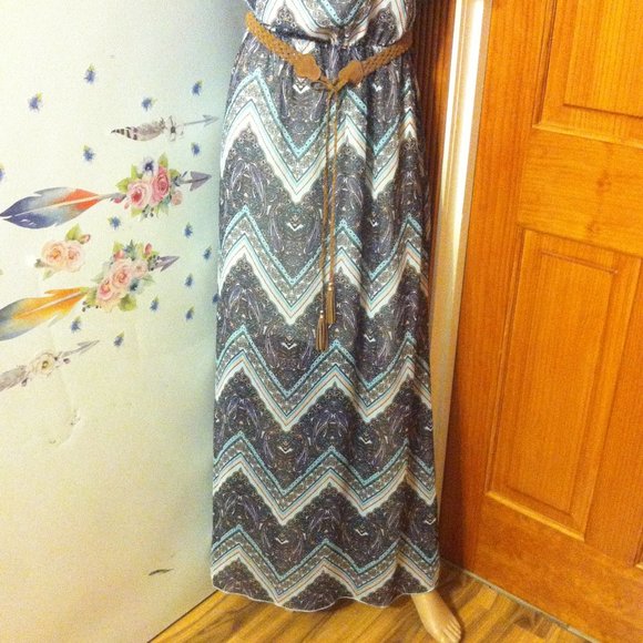 No Boundaries Maxi Dress Paisley pattern - Picture 3 of 9